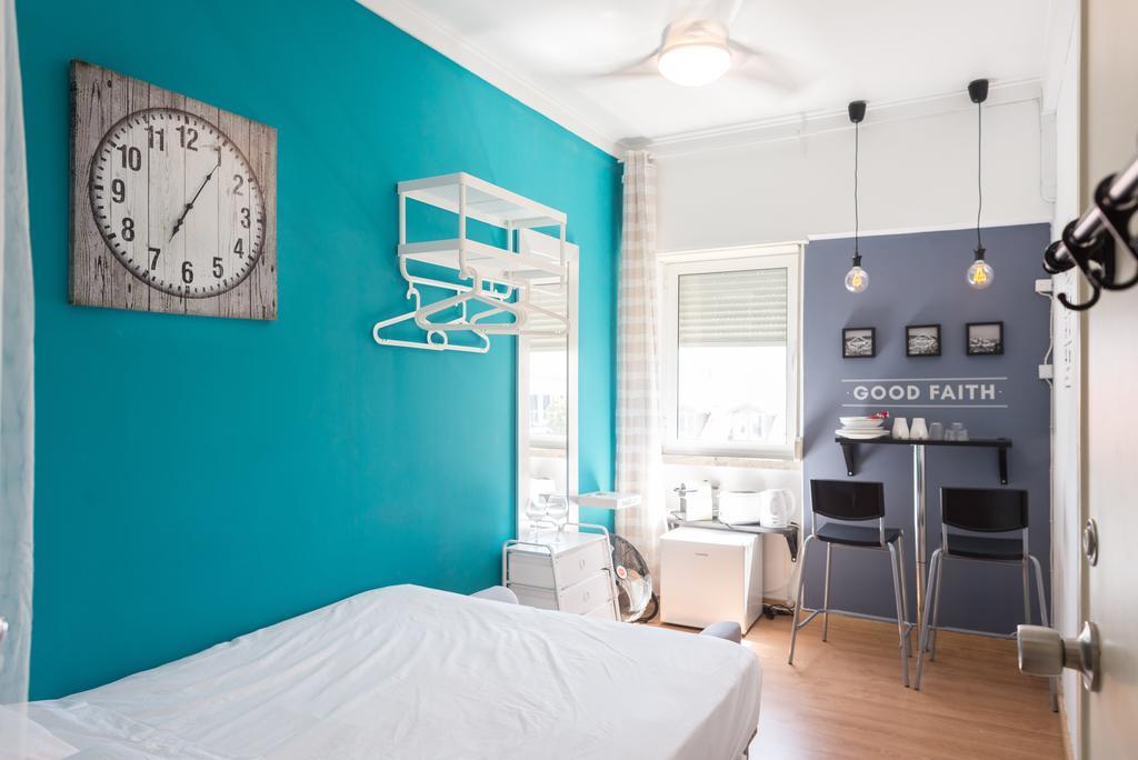 Marques Mini Hostel Лиссабон Экстерьер фото