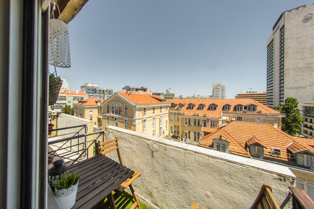 Marques Mini Hostel Лиссабон Экстерьер фото